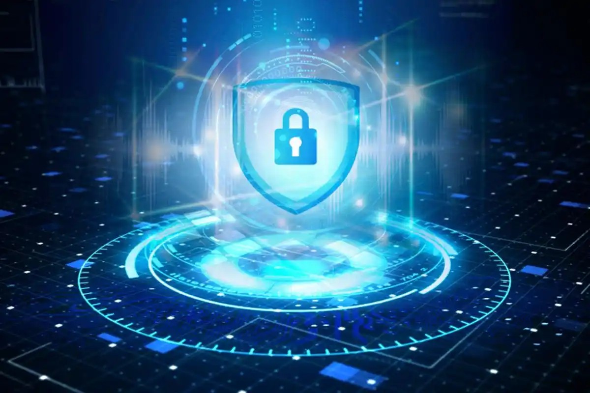 齐向东：重塑内生安全体系，升维AI时代安全力